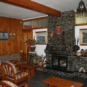 Llacs De Cardos Hotel